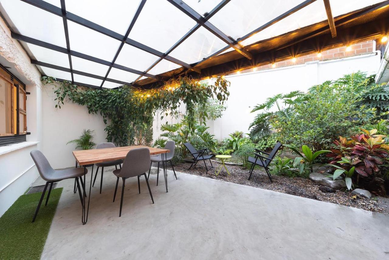 Casa Mosaiko Primer Parque Laureles เมเดยิน ภายนอก รูปภาพ