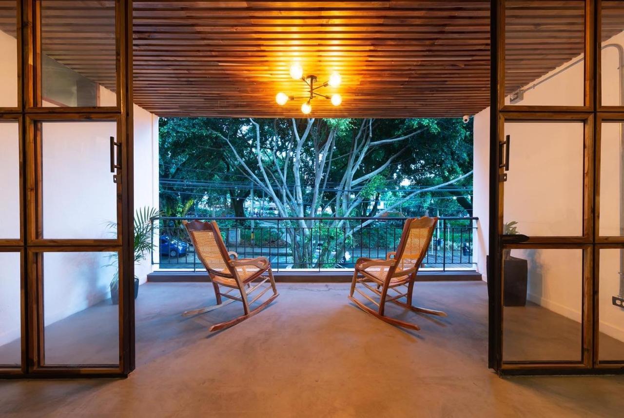 Casa Mosaiko Primer Parque Laureles เมเดยิน ภายนอก รูปภาพ