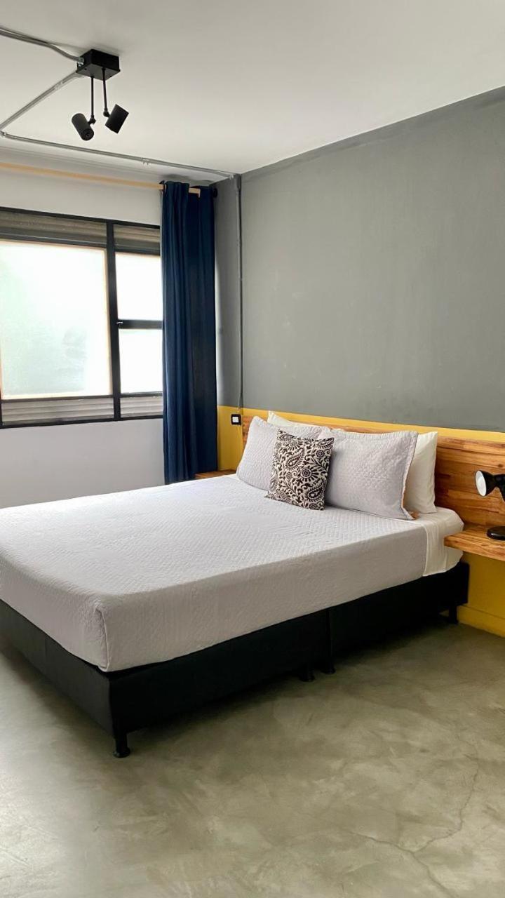 Casa Mosaiko Primer Parque Laureles เมเดยิน ภายนอก รูปภาพ