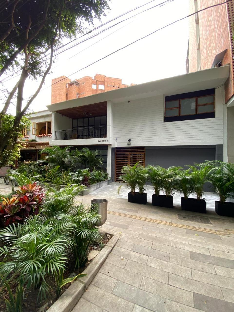 Casa Mosaiko Primer Parque Laureles เมเดยิน ภายนอก รูปภาพ