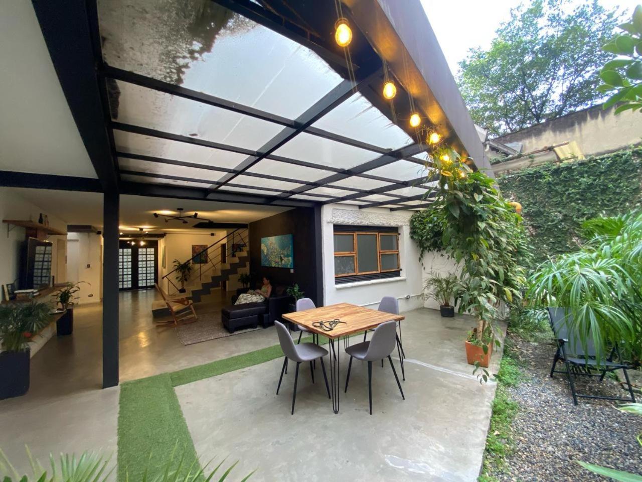 Casa Mosaiko Primer Parque Laureles เมเดยิน ภายนอก รูปภาพ